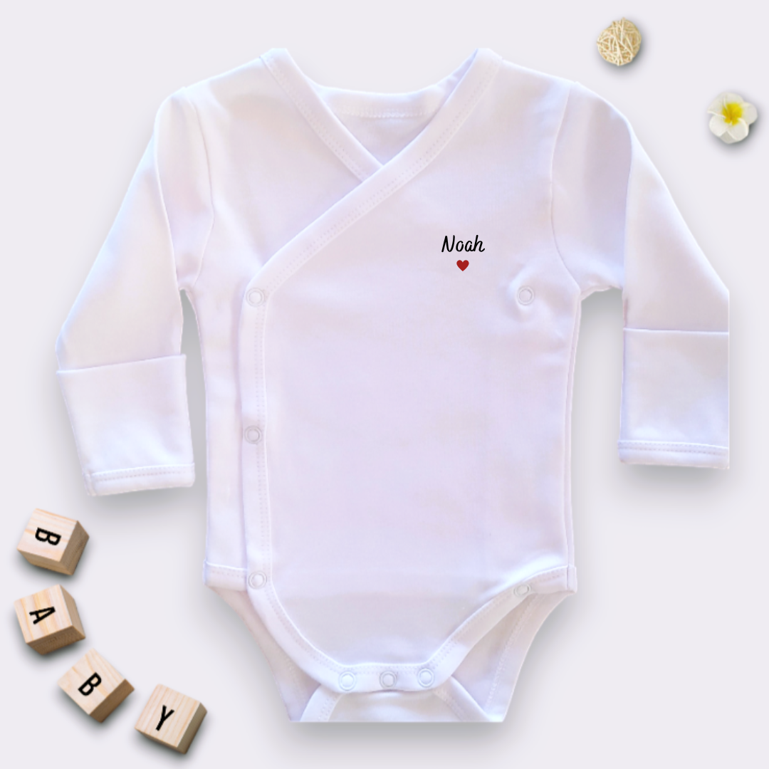 Body de naissance cœur rouge personnalisable