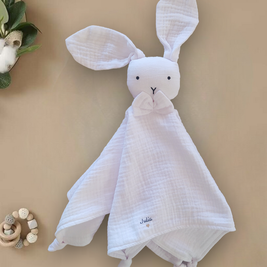 Doudou personnalisé : le compagnon idéal pour votre nouveau-né